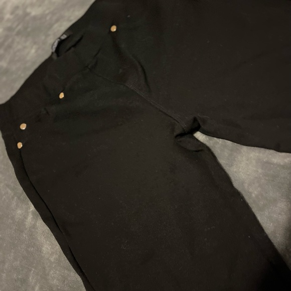 Pants - Picture 3 of 4